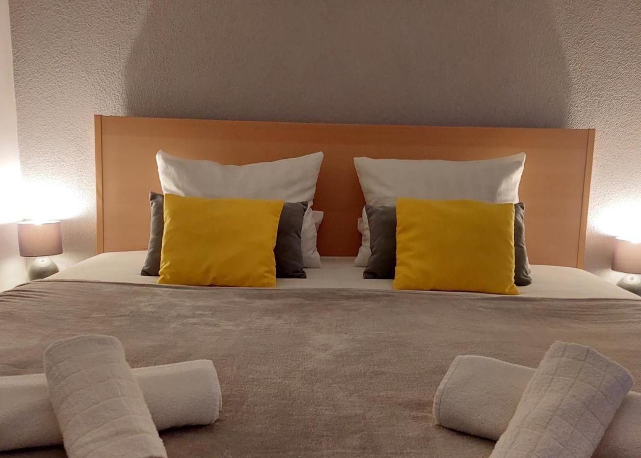 Koller Apartmanhaz Sárvár 외부 사진