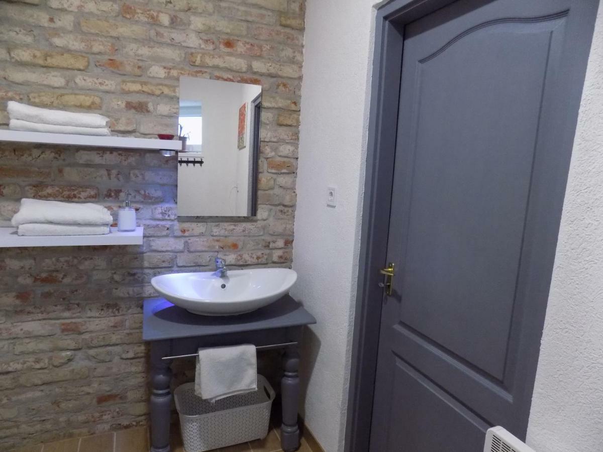 Koller Apartmanhaz Sárvár 외부 사진